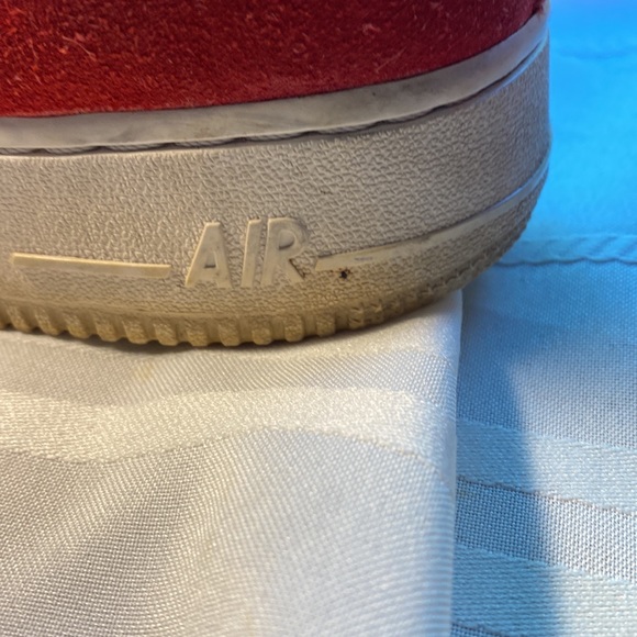 Red Nike Air Force ones AF1 men’s size 9 good condition - Picture 10 of 10